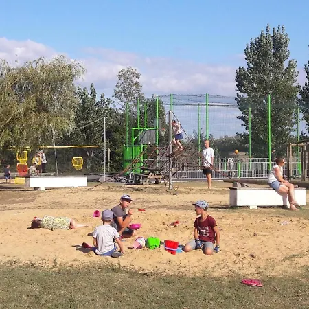 Mobilhome Campsite La Paree Preneau